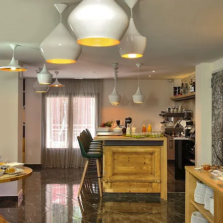 Pensionat Elia Daliani 4*