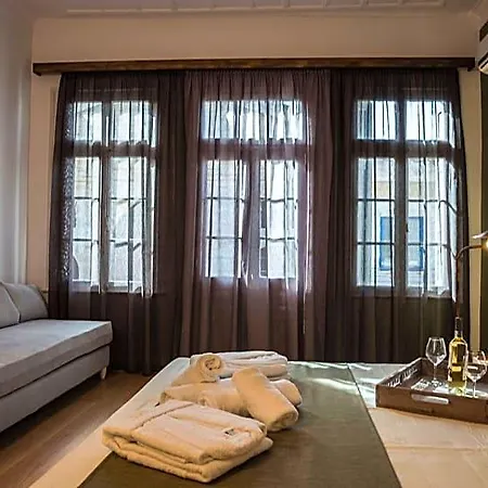 Konukevi Elia Daliani 4*