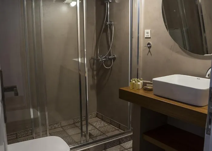 בית הארחה Elia Daliani