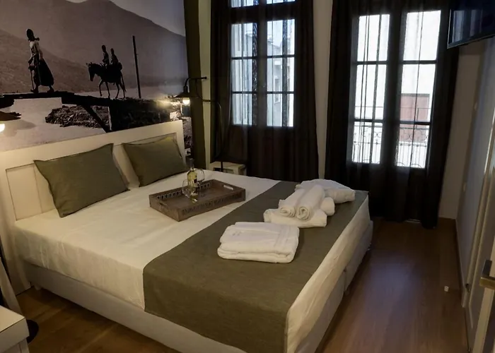 Elia Daliani בית הארחה חאניה